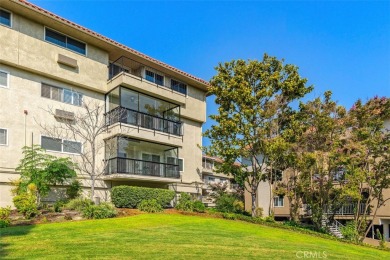 Welcome to 2388 Via Mariposa West Unit 2A, an incredible chance on Leisure Village Par 3 Golf Course in California - for sale on GolfHomes.com, golf home, golf lot