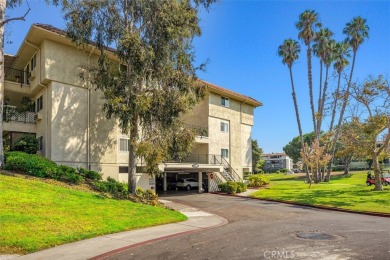 Welcome to 2388 Via Mariposa West Unit 2A, an incredible chance on Leisure Village Par 3 Golf Course in California - for sale on GolfHomes.com, golf home, golf lot