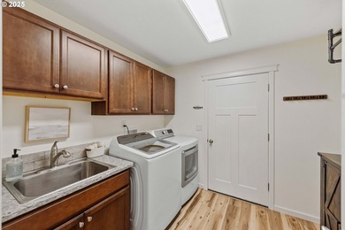 Exceptionally maintained single-level home in Bandon's Ocean on Old Bandon Golf Links in Oregon - for sale on GolfHomes.com, golf home, golf lot