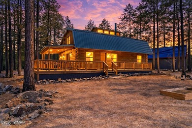 Rustic Cabin Retreat in the Pines - Pinetop Lakes Escape to this on Pinetop Lakes Country Club in Arizona - for sale on GolfHomes.com, golf home, golf lot