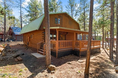 Rustic Cabin Retreat in the Pines - Pinetop Lakes Escape to this on Pinetop Lakes Country Club in Arizona - for sale on GolfHomes.com, golf home, golf lot
