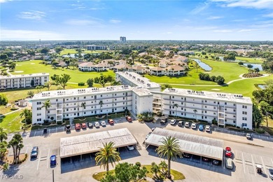 SEVEN LAKES: GOLF COURSE VIEWS & ALL-INCLUSIVE RESORT on Seven Lakes Golf and Tennis Community in Florida - for sale on GolfHomes.com, golf home, golf lot