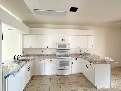 New to the market is this *one owner* villa located in the on Cypresswood Golf and Country Club in Florida - for sale on GolfHomes.com, golf home, golf lot