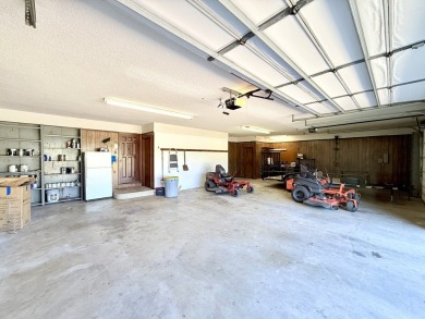 Just the facts, no fancy AI generated adjective heavy on Quarry Stone Golf Club in Kansas - for sale on GolfHomes.com, golf home, golf lot