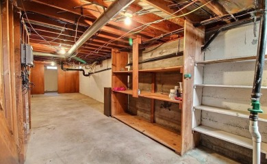 BACK ON THE MARKET  PRICE REDUCED! Welcome to this 3-bedroom on Prairie Trails Golf and Country Club in Kansas - for sale on GolfHomes.com, golf home, golf lot