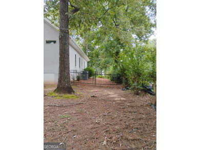 Beautiful, well maintained home in Lake Spivey Country Club on Lake Spivey Golf Club in Georgia - for sale on GolfHomes.com, golf home, golf lot