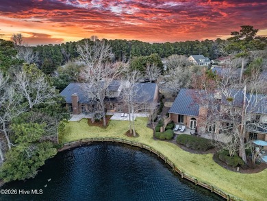 Coveted Landfall townhouse condominium in Colony Club! This end on Country Club of Landfall in North Carolina - for sale on GolfHomes.com, golf home, golf lot