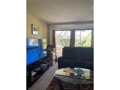 Relaxing and beautiful unit 2bedrooms and 2 bathrooms, really on Colony West Country Club in Florida - for sale on GolfHomes.com, golf home, golf lot