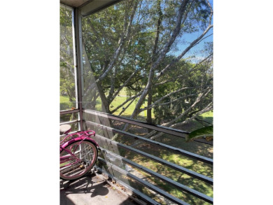 Relaxing and beautiful unit 2bedrooms and 2 bathrooms, really on Colony West Country Club in Florida - for sale on GolfHomes.com, golf home, golf lot