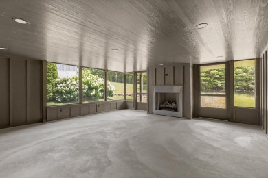 A NEWLY RENOVATED 3 BEDROOM, 3 1/2 BATHROOM IN THE BEAUTIFUL on McLemore Golf Club in Georgia - for sale on GolfHomes.com, golf home, golf lot