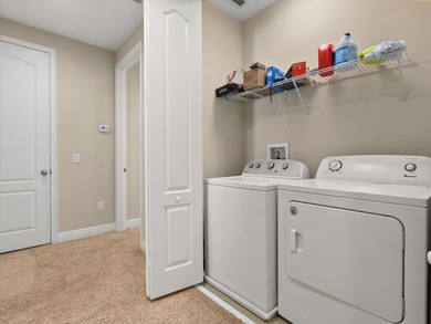 Short Sale. Beautiful CORNER LOT townhome located in amazing on Eagle Creek Golf Club in Florida - for sale on GolfHomes.com, golf home, golf lot