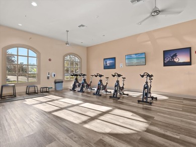 Short Sale. Beautiful CORNER LOT townhome located in amazing on Eagle Creek Golf Club in Florida - for sale on GolfHomes.com, golf home, golf lot