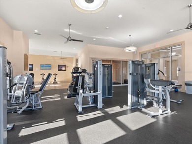 Short Sale. Beautiful CORNER LOT townhome located in amazing on Eagle Creek Golf Club in Florida - for sale on GolfHomes.com, golf home, golf lot