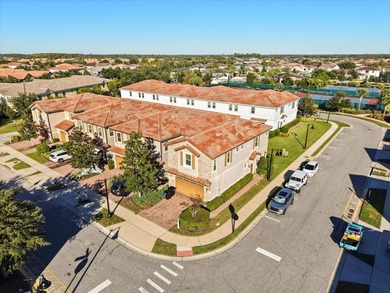 Short Sale. Beautiful CORNER LOT townhome located in amazing on Eagle Creek Golf Club in Florida - for sale on GolfHomes.com, golf home, golf lot