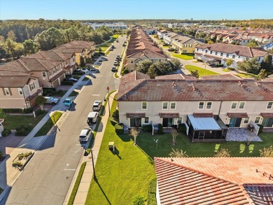 Short Sale. Beautiful CORNER LOT townhome located in amazing on Eagle Creek Golf Club in Florida - for sale on GolfHomes.com, golf home, golf lot