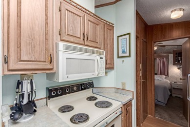 6 MONTH LAND LEASE FEE PAID BY SELLER IF ACCEPTED OFFER IS on Viewpoint Golf Resort in Arizona - for sale on GolfHomes.com, golf home, golf lot