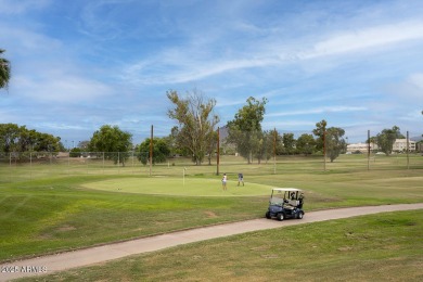Welcome to your Scottsdale retreat! This stylish 1-bedroom on Continental Golf Course in Arizona - for sale on GolfHomes.com, golf home, golf lot