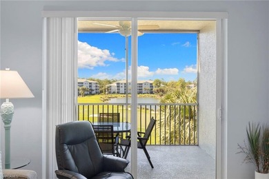 Enjoy exceptional golf course living in this bright and on Forest Glen Golf and Country Club in Florida - for sale on GolfHomes.com, golf home, golf lot