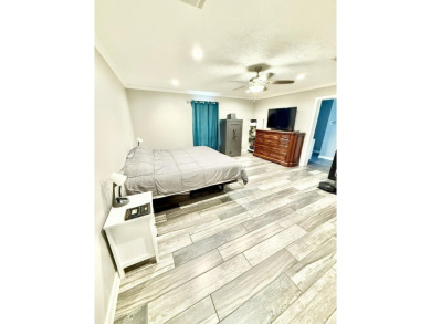 Fully remodeled, all-electric home with nearly 5,000 sq ft of on The Course at River Oaks in Arkansas - for sale on GolfHomes.com, golf home, golf lot