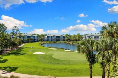 Enjoy exceptional golf course living in this bright and on Forest Glen Golf and Country Club in Florida - for sale on GolfHomes.com, golf home, golf lot