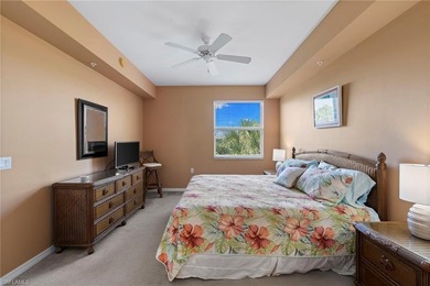 Enjoy exceptional golf course living in this bright and on Forest Glen Golf and Country Club in Florida - for sale on GolfHomes.com, golf home, golf lot