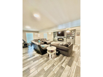 Fully remodeled, all-electric home with nearly 5,000 sq ft of on The Course at River Oaks in Arkansas - for sale on GolfHomes.com, golf home, golf lot