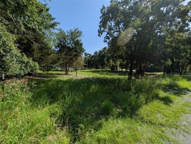 Enjoy a reasonably priced lake home in popular Arrowhead Estates on Arrowhead State Park Golf Course in Oklahoma - for sale on GolfHomes.com, golf home, golf lot