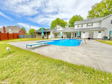 Fully remodeled, all-electric home with nearly 5,000 sq ft of on The Course at River Oaks in Arkansas - for sale on GolfHomes.com, golf home, golf lot