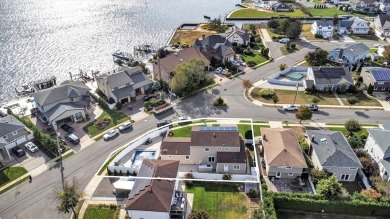 Welcome to Your Dream Home at 72 Tidewater Avenue, Massapequa! on Peninsula Golf Club in New York - for sale on GolfHomes.com, golf home, golf lot