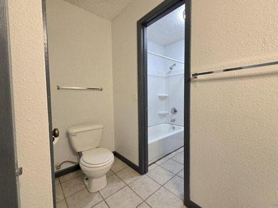 Welcome to this beautifully updated and furnished 2-bedroom, 1 on DeSoto Golf Course in Arkansas - for sale on GolfHomes.com, golf home, golf lot