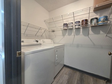 Welcome to this beautifully updated and furnished 2-bedroom, 1 on DeSoto Golf Course in Arkansas - for sale on GolfHomes.com, golf home, golf lot