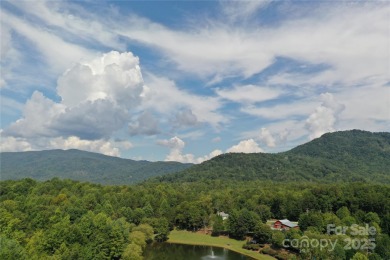 Apple Valley Farm Resort consists of 46 privately owned on Rumbling Bald Resort on Lake Lure in North Carolina - for sale on GolfHomes.com, golf home, golf lot