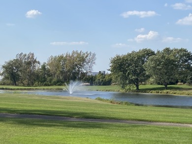 Carillon Ranch Townhome-All one level, Renovated & Refreshed on The Links at Carillon in Illinois - for sale on GolfHomes.com, golf home, golf lot