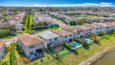 Welcome to this beautiful designed 3-bedroom + den, 2.5-bathroom on Crystal Lake Country Club in Florida - for sale on GolfHomes.com, golf home, golf lot