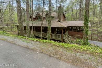 Enjoy wooded privacy Family in this spacious three level home on Laurel Valley Golf Course in Tennessee - for sale on GolfHomes.com, golf home, golf lot