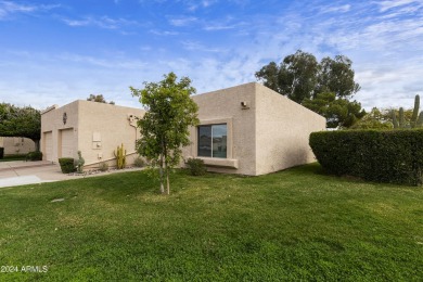 Welcome Home! This is a nicely updated, end unit condo with 2 on Fountain of the Sun Country Club in Arizona - for sale on GolfHomes.com, golf home, golf lot