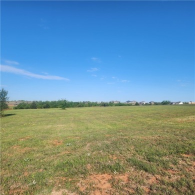 Come check out these 1+ acre lots in the established addition on Winter Creek Golf and Social Club in Oklahoma - for sale on GolfHomes.com, golf home, golf lot
