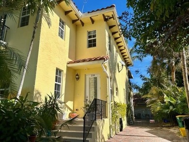 Beautifully maintained coastal home located near the beach and on Lake Worth Municipal Golf Course in Florida - for sale on GolfHomes.com, golf home, golf lot