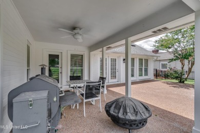 Beautifully maintained 4/3 home on sought after Deerfield Golf on Colonial Country Club Deerfield in Mississippi - for sale on GolfHomes.com, golf home, golf lot