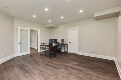 Elegant Living in a Private Golf Course Community    Nestled in on Ruffled Feathers Golf Club in Illinois - for sale on GolfHomes.com, golf home, golf lot