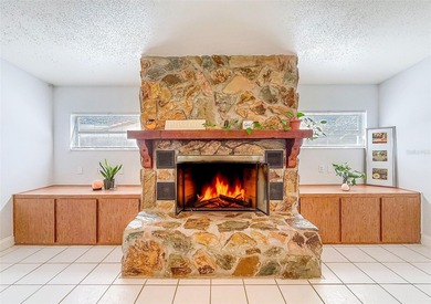 Charming 3BR/2BA/2-Car Garage Home on a Quiet Cul-de-Sac in on The Dunedin Country Club in Florida - for sale on GolfHomes.com, golf home, golf lot