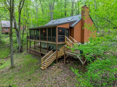 Welcome to 'Putter's Paradise', a delightful cabin nestled in on Alpine Lake Resort in West Virginia - for sale on GolfHomes.com, golf home, golf lot