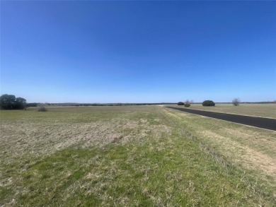 Great flat lot! This lot has been cleared. This property located on The Retreat in Texas - for sale on GolfHomes.com, golf home, golf lot