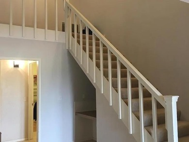 3 bed, 2 bath townhouse in a quiet northwest Enid neighborhood on Pheasant Run in Oklahoma - for sale on GolfHomes.com, golf home, golf lot