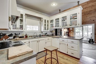 Welcome to this 4-bedroom, 2 1/2-bath Briarbrook beauty. The on Briarbrook Golf Course in Missouri - for sale on GolfHomes.com, golf home, golf lot