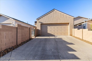 View this stunning, 1966 sq.ft. 4-bedroom, 3-bath residence in on StoneRidge Golf Course in Arizona - for sale on GolfHomes.com, golf home, golf lot