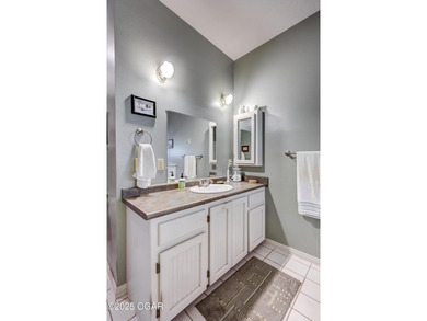 Welcome to this 4-bedroom, 2 1/2-bath Briarbrook beauty. The on Briarbrook Golf Course in Missouri - for sale on GolfHomes.com, golf home, golf lot