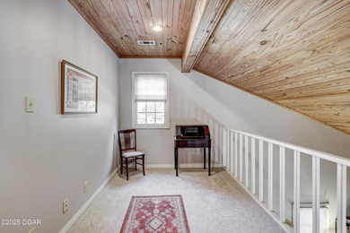 Welcome to this 4-bedroom, 2 1/2-bath Briarbrook beauty. The on Briarbrook Golf Course in Missouri - for sale on GolfHomes.com, golf home, golf lot