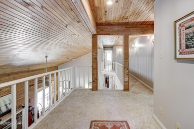 Welcome to this 4-bedroom, 2 1/2-bath Briarbrook beauty. The on Briarbrook Golf Course in Missouri - for sale on GolfHomes.com, golf home, golf lot