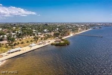 **Premier LOCATION!!** *On Charlotte Harbor Is The Renowned on Saint Andrews South Golf Club in Florida - for sale on GolfHomes.com, golf home, golf lot